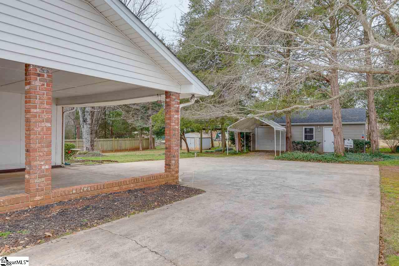 9 Roe Court Greenville, SC 29617 - Photo 27 of 34 Gallery Image 27