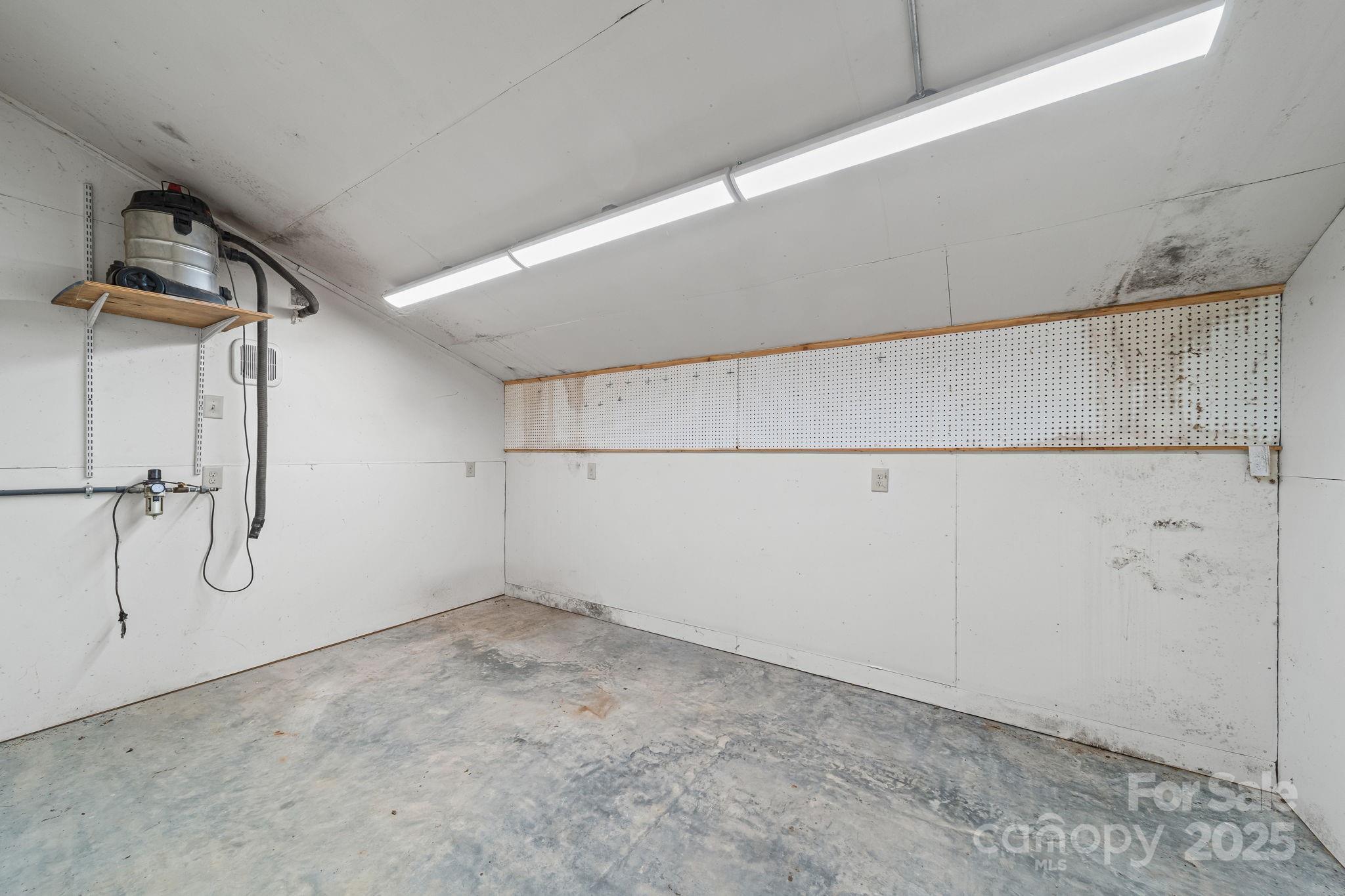 2415 Hargette Road Monroe, NC 28112 - Photo 24 of 48