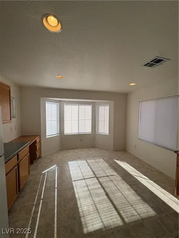 $1,799 | 10456 Coyote Cub Avenue, Las Vegas, NV 89129