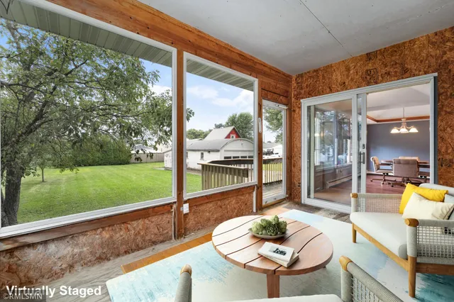 $325,000 | 271 West Hudson Street, Mondovi, WI 54755