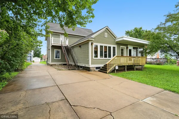 $320,000 | 271 West Hudson Street, Mondovi, WI 54755