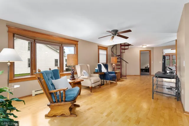 $325,000 | 271 West Hudson Street, Mondovi, WI 54755