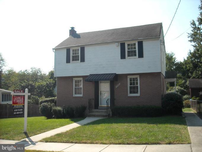 2402 Dexter Avenue Silver Spring, MD 20902 - Photo 1 of 14 Exterior (Main)