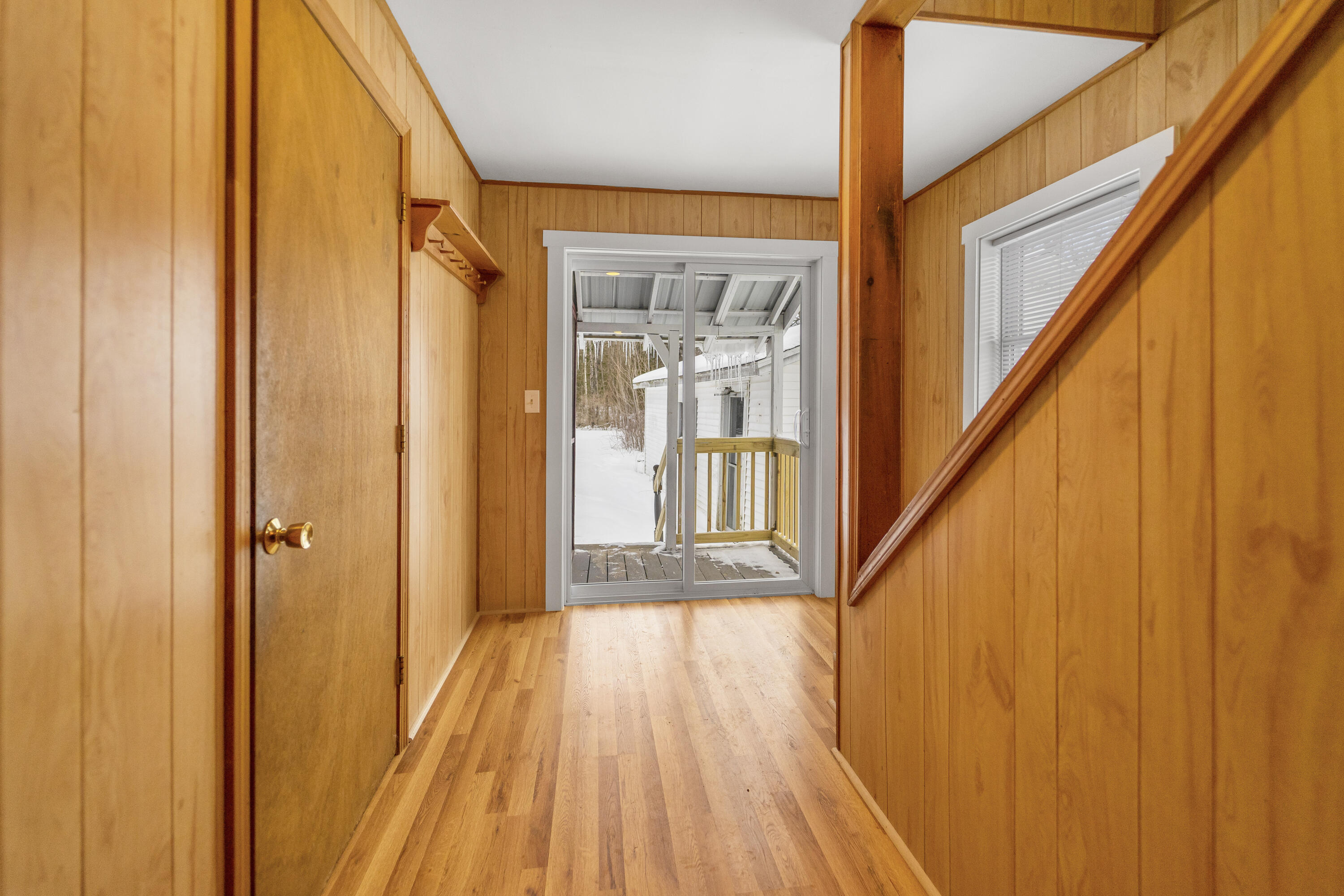587 Main Road Milford, ME 04461 - Photo 15 of 33 DSC08968
