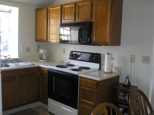 7977 West Wacker Road, Unit 177 Peoria, AZ 85381 - Photo 1 of 6 Primary Photo