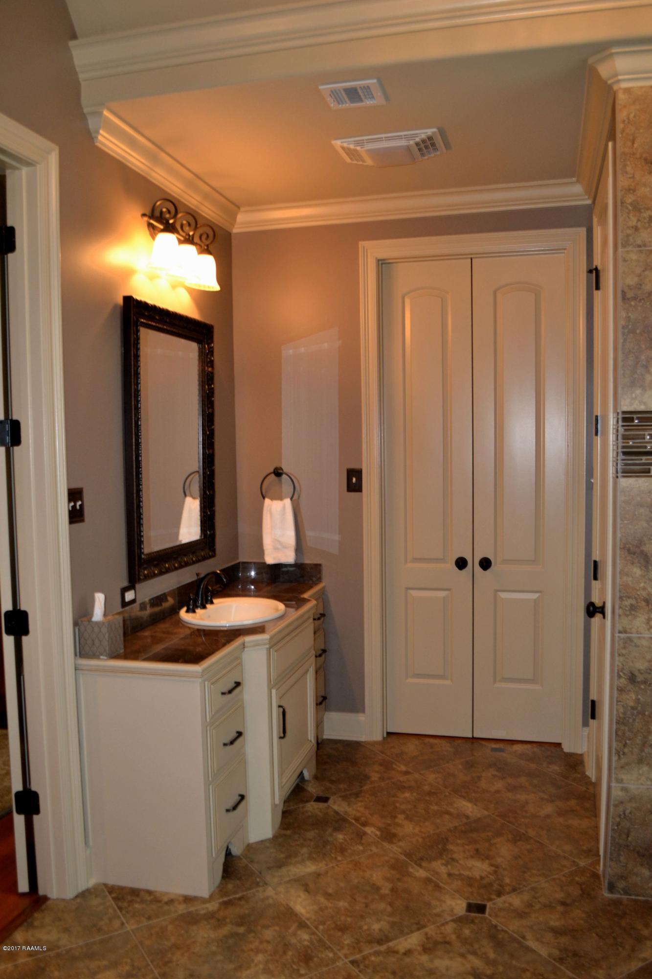 205 Rue De Frejus Broussard, LA 70518 - Photo 25 of 35 DSC_2455