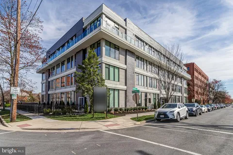 a car parked in front of a building