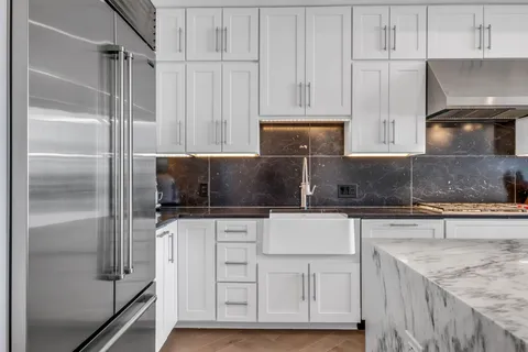 $1,799,000 | 1616 West End Avenue, Unit 2201, Nashville, TN 37203