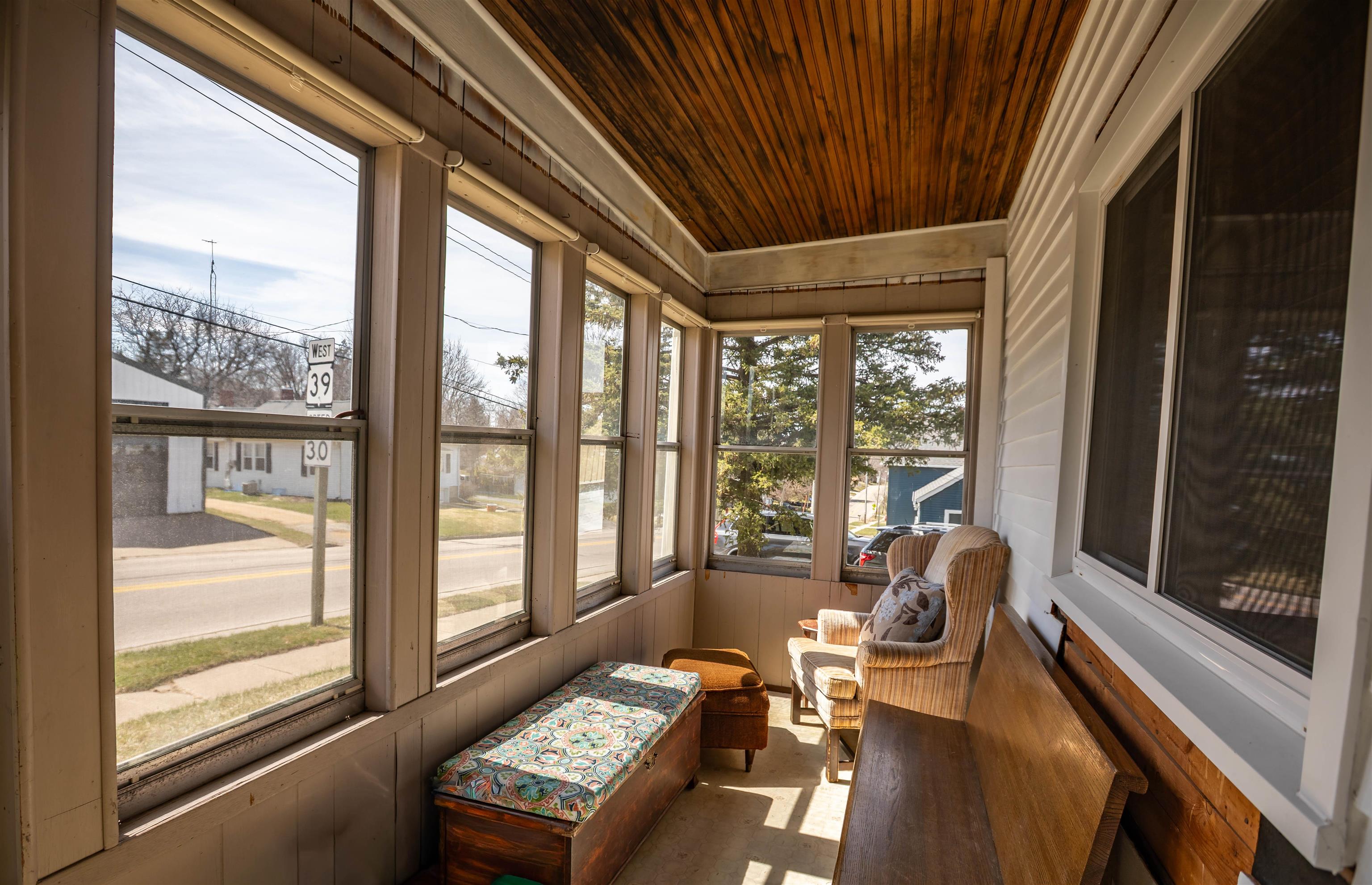 705 Fountain Street Mineral Point, WI 53565 - Photo 13 of 42