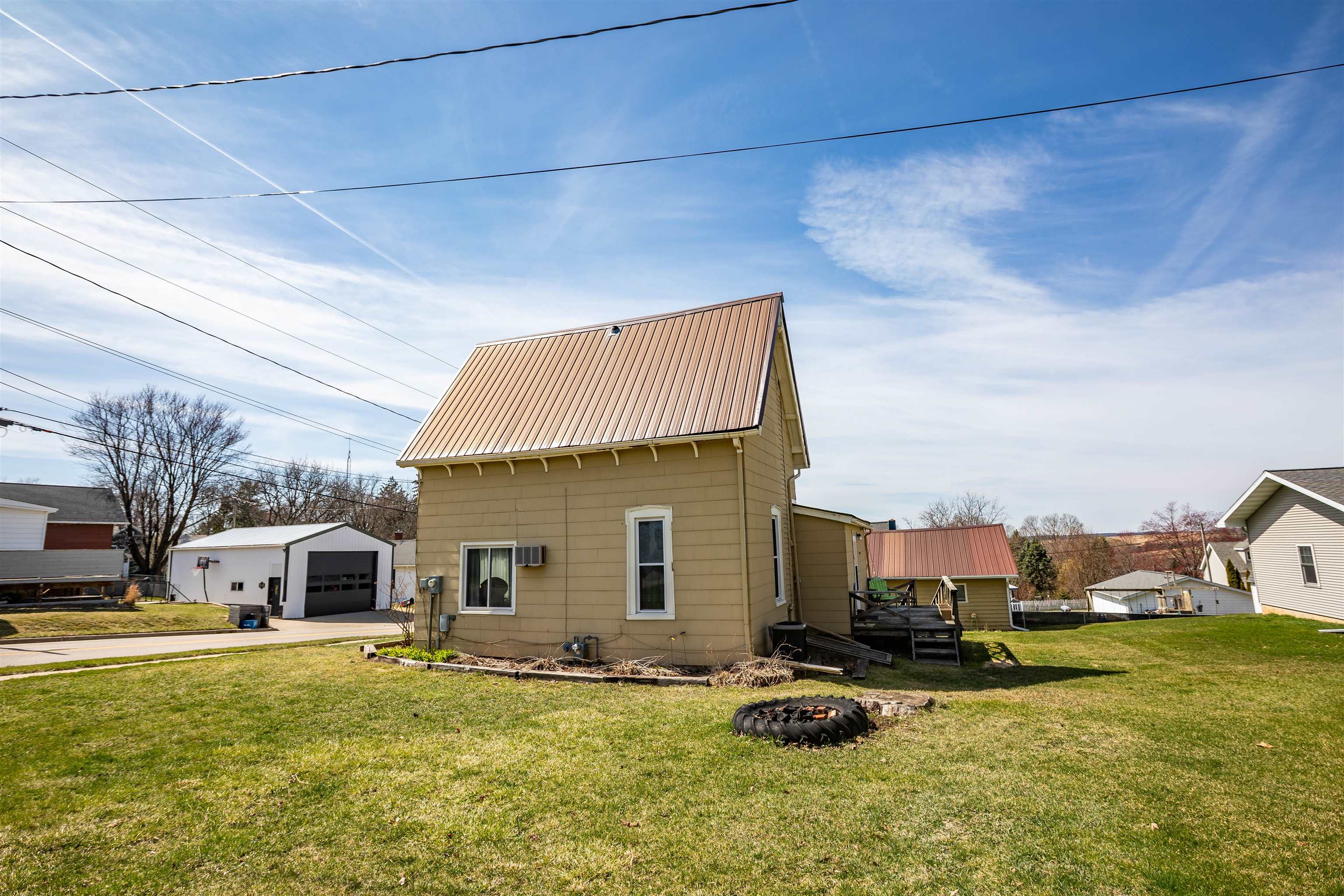 705 Fountain Street Mineral Point, WI 53565 - Photo 5 of 42