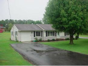 601 Colonial Heights Road Kingsport, TN 37663 - Photo 1 of 9 Photo 1