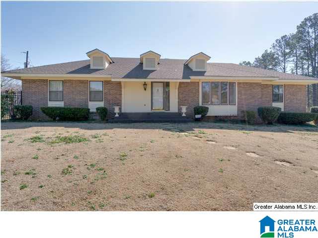 27 County Road 453 Clanton, AL 35046 - Photo 3 of 21