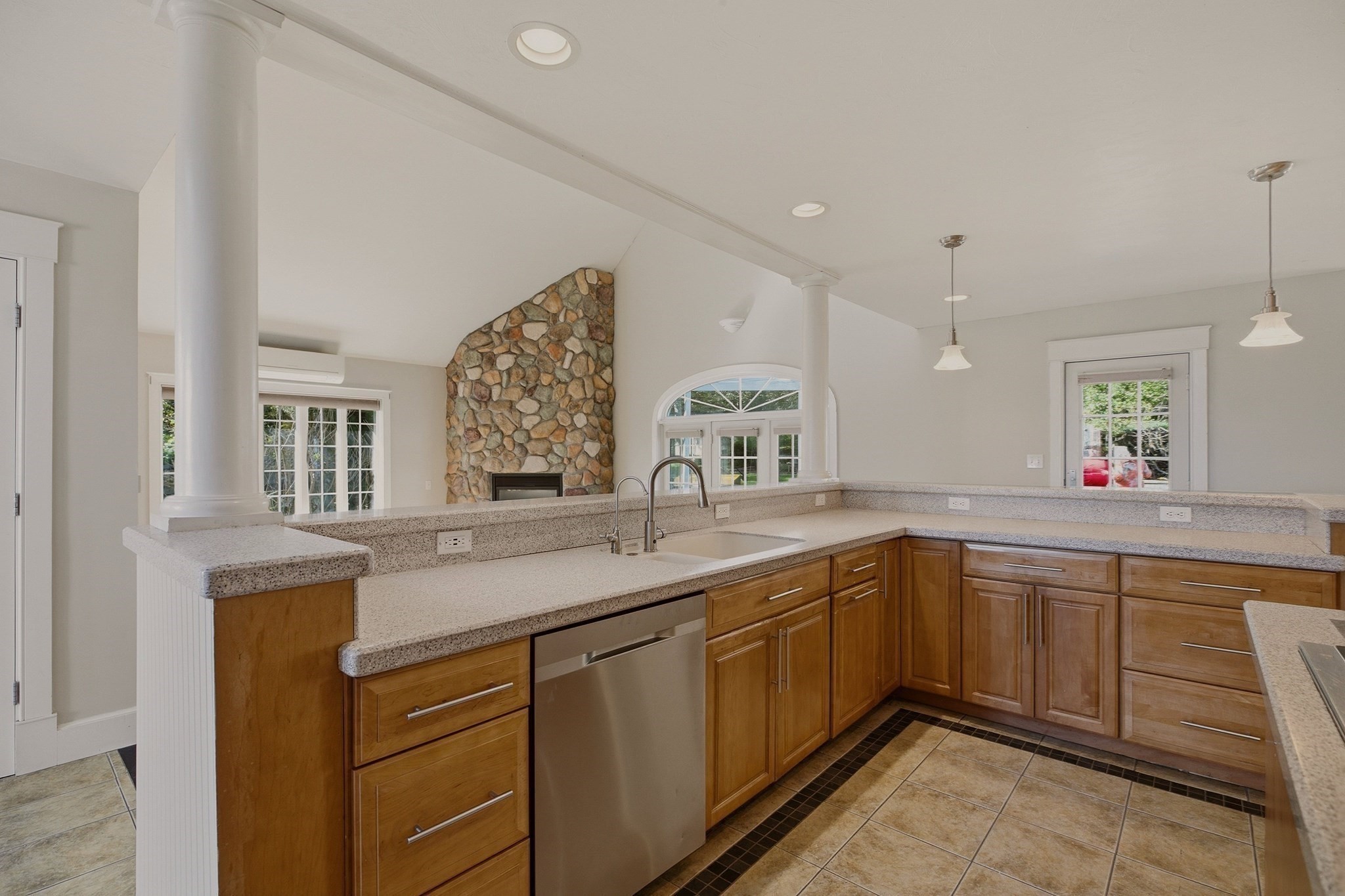 33 Flores Way Fall River, MA 02721 - Photo 8 of 39 Gallery Image 8