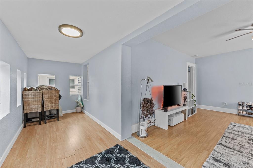 1326 17th Terrace North St. Petersburg, FL 33704 - Photo 16 of 28 a living room with furniture and a flat screen tv
