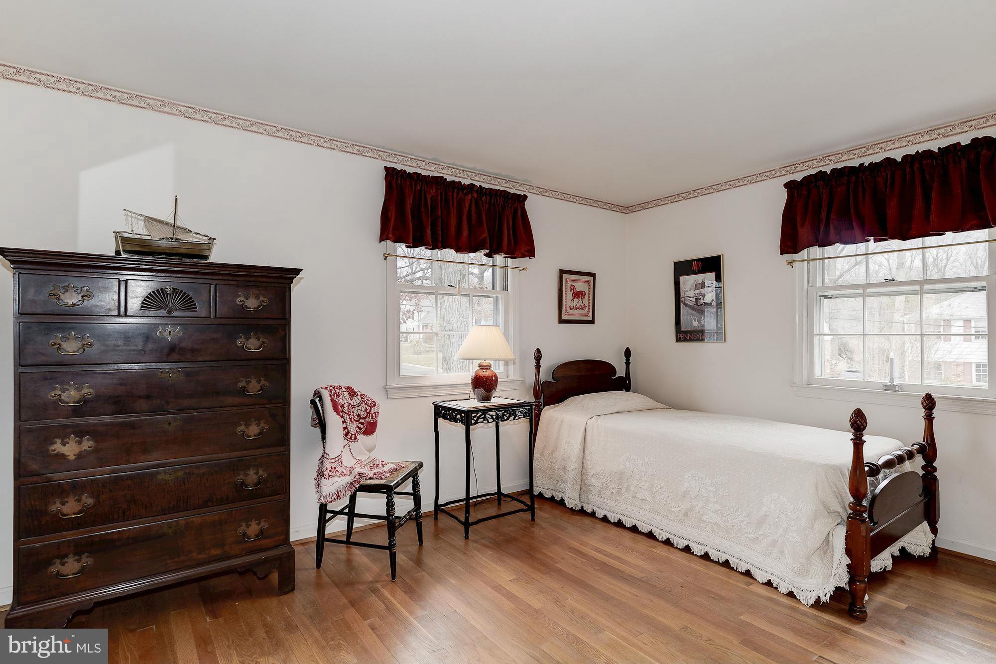 12014 Smoketree Road Potomac, MD 20854 - Photo 20 of 29 Bedroom