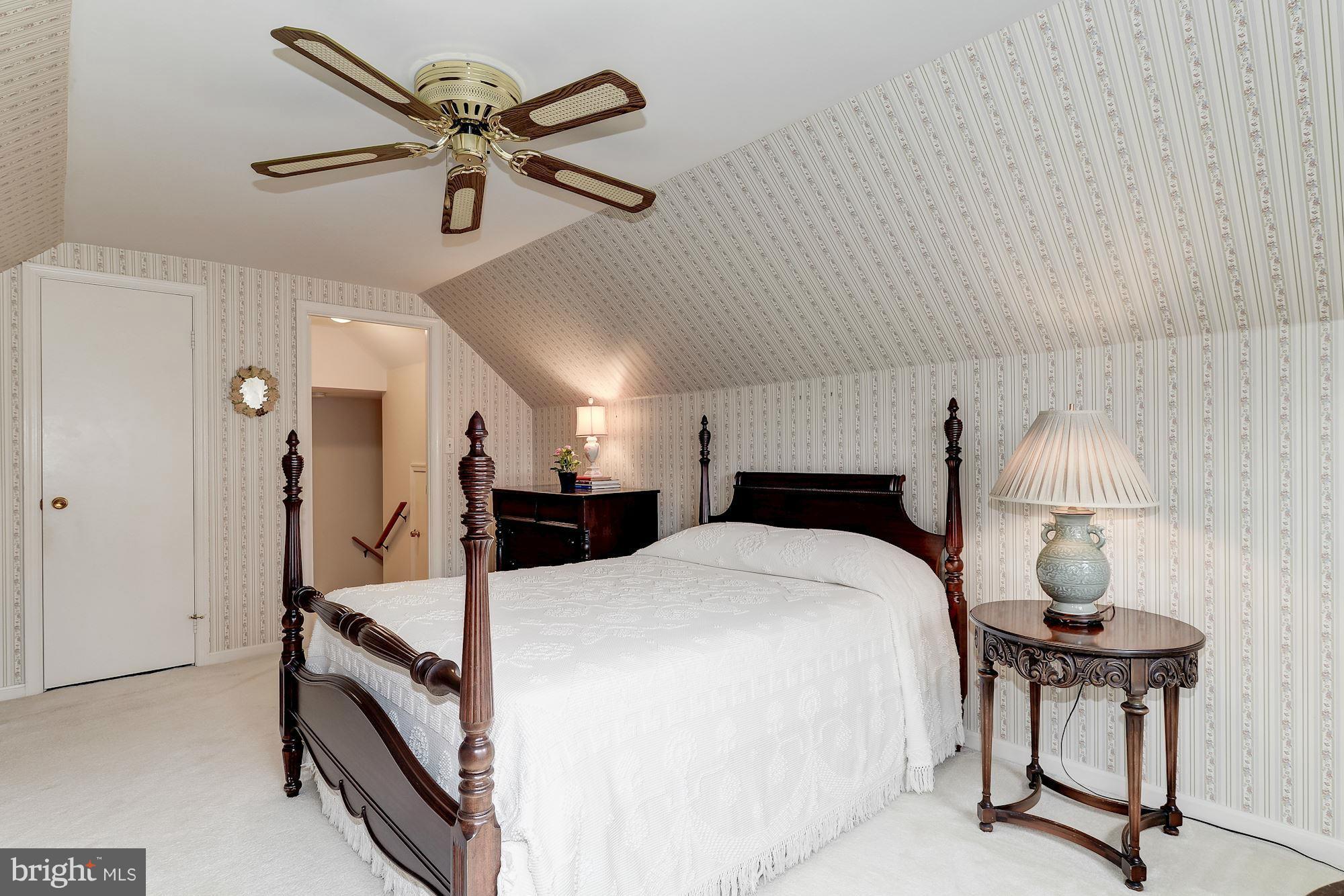 12014 Smoketree Road Potomac, MD 20854 - Photo 23 of 29 Bedroom