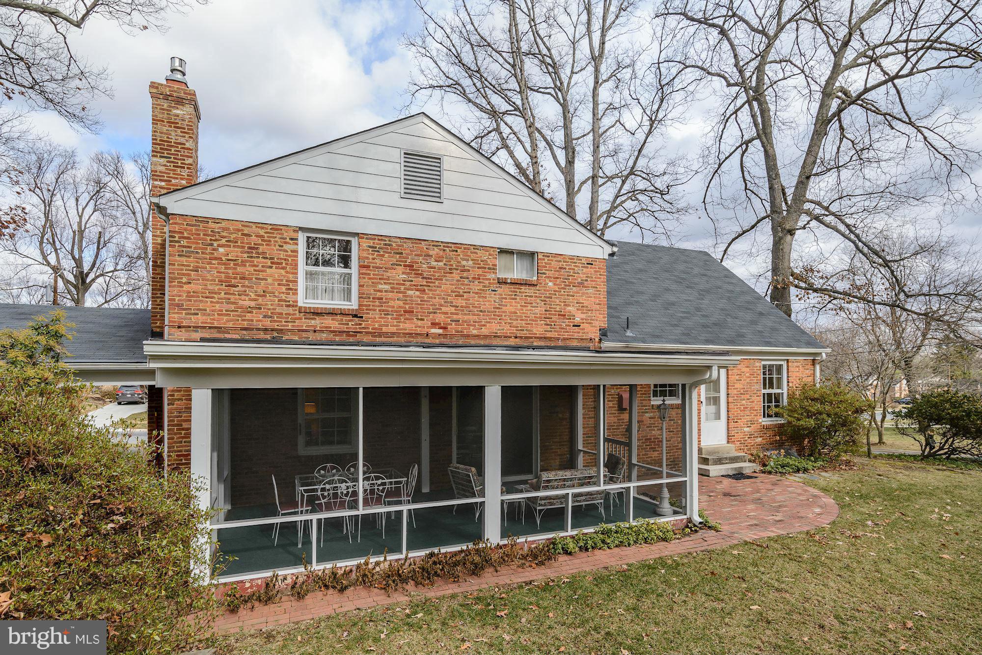 12014 Smoketree Road Potomac, MD 20854 - Photo 28 of 29 Exterior (Rear)