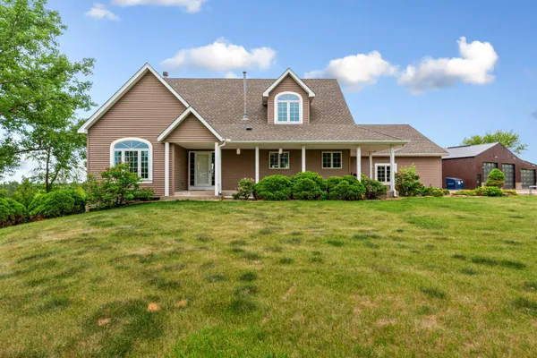 $1,100,000 | 8785 275th Street East, Elko New Market, MN 55020