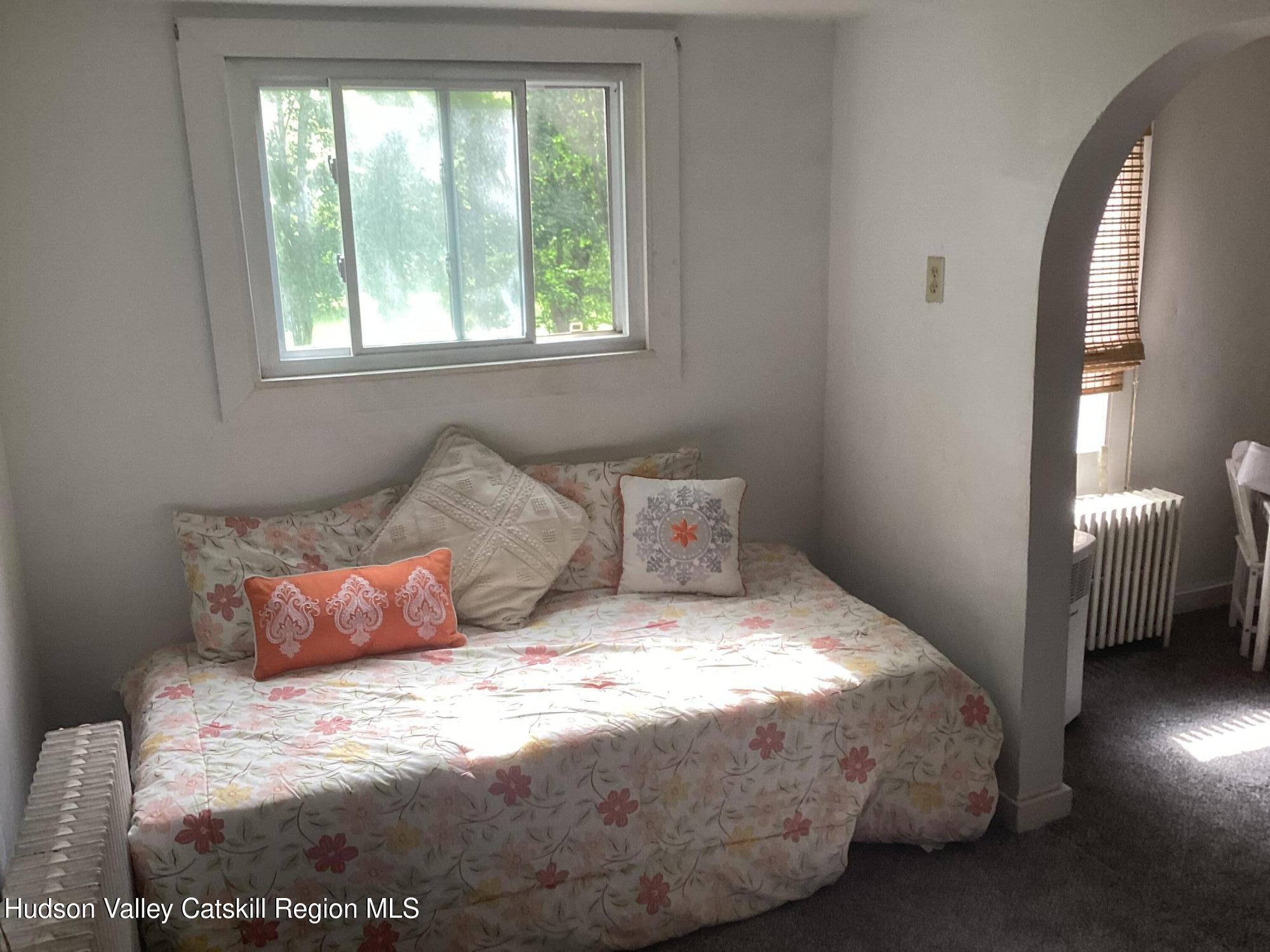 3124 Rte 9W Saugerties, NY 12477 - Photo 13 of 20 Upstairs bedroom 1