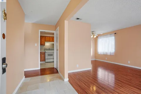 $315,000 | 1040 Mohr Lane, Unit A, Concord, CA 94518