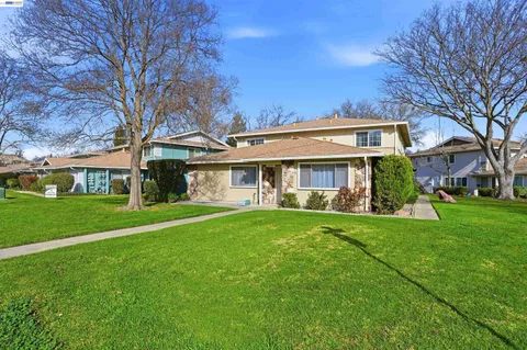 $315,000 | 1040 Mohr Lane, Unit A, Concord, CA 94518