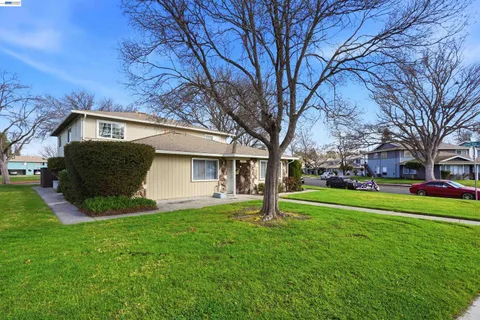 $315,000 | 1040 Mohr Lane, Unit A, Concord, CA 94518