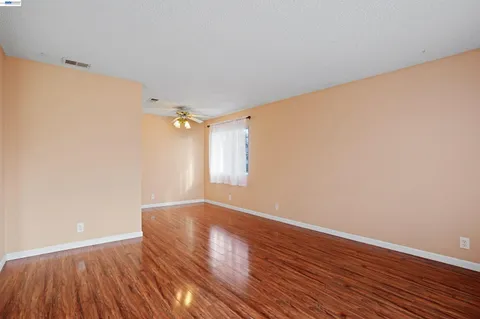 $315,000 | 1040 Mohr Lane, Unit A, Concord, CA 94518