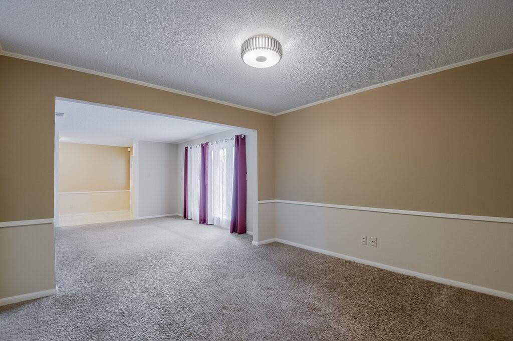 1609 Delta Drive Arlington, TX 76012 - Photo 5 of 28 a view of an empty room