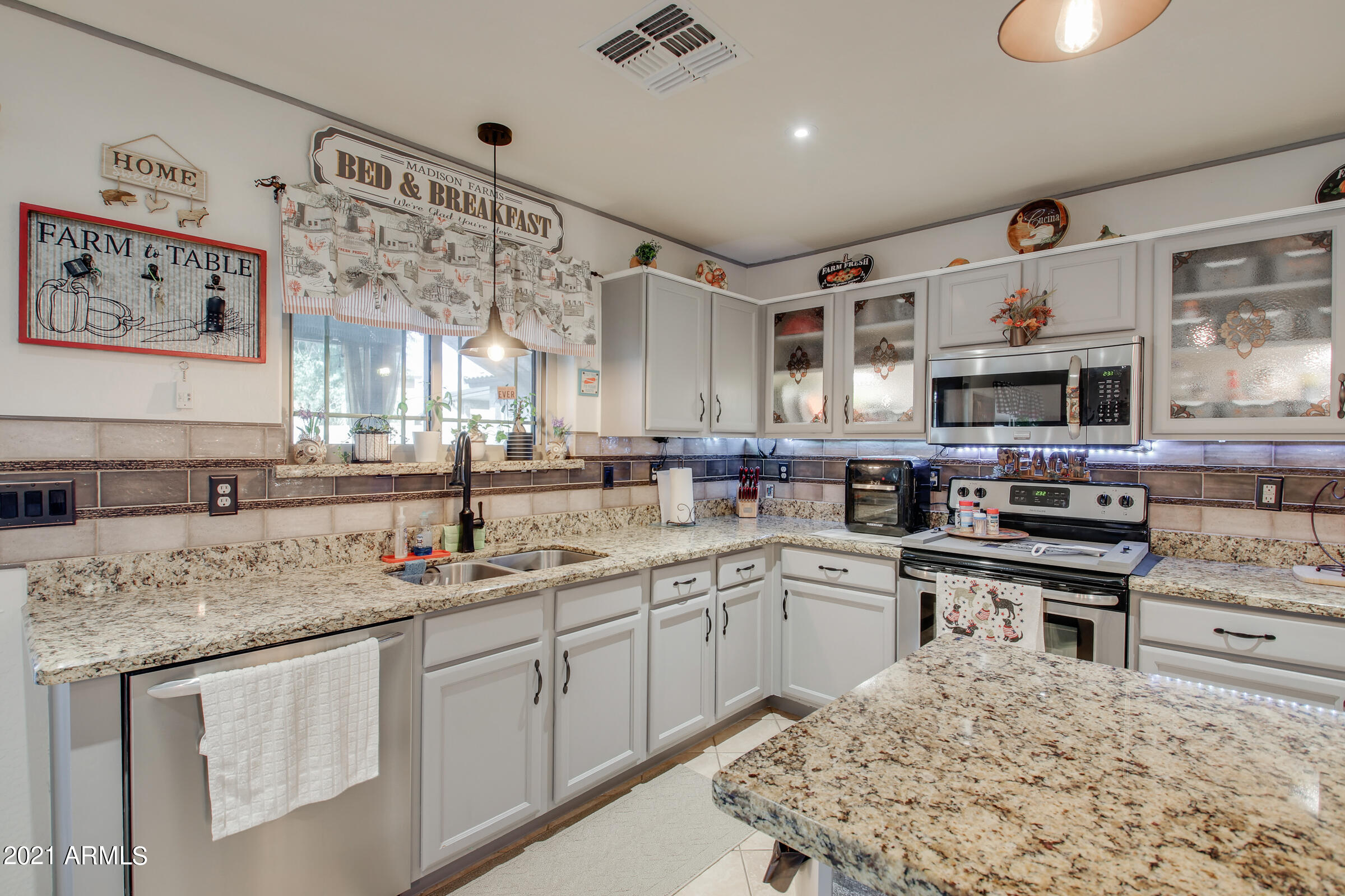 45024 Miramar Road Maricopa, AZ 85139 - Photo 11 of 51 45024 Miramar Rd-25