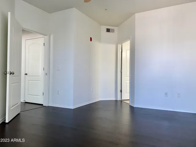 $1,950 | 1701 East Colter Street, Unit 415, Phoenix, AZ 85016