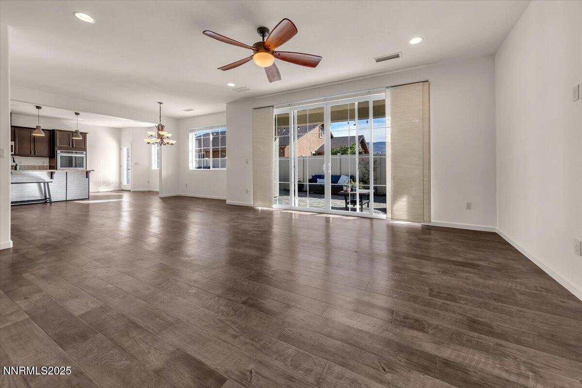 9620 Jessica Court Reno, NV 89521 - Photo 7 of 61 04-004