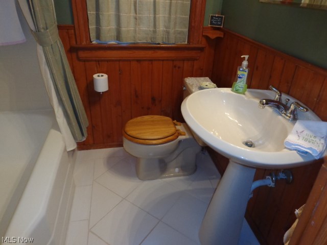 12462 Ridge Road North Royalton, OH 44133 - Photo 15 of 26 Full Bath