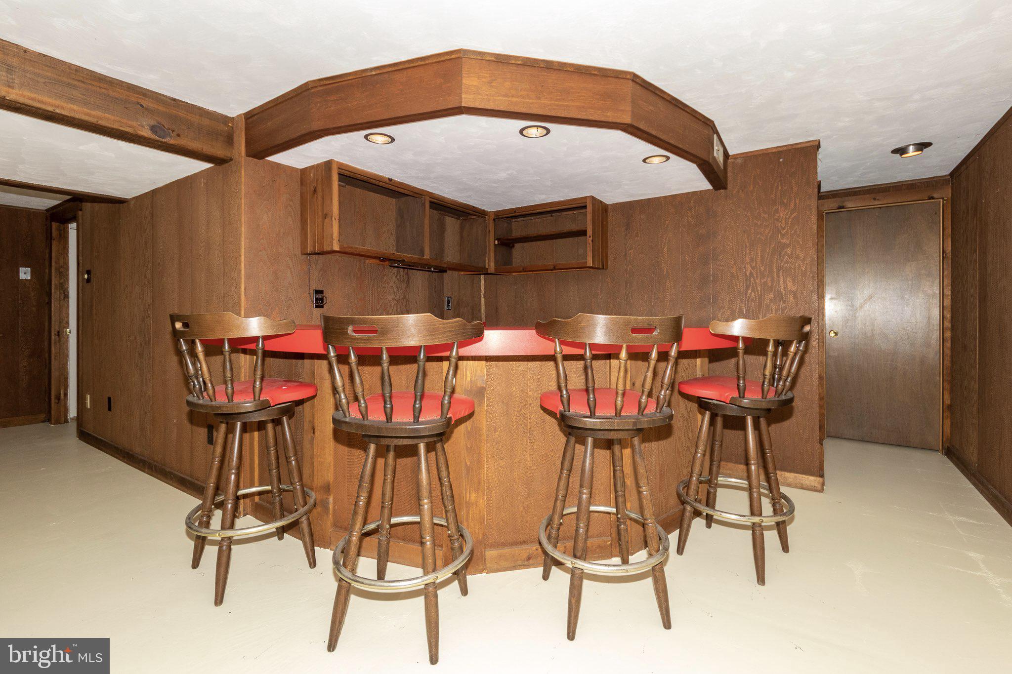 116 Bender Road Hatboro, PA 19040 - Photo 26 of 36 Retro built-in bar