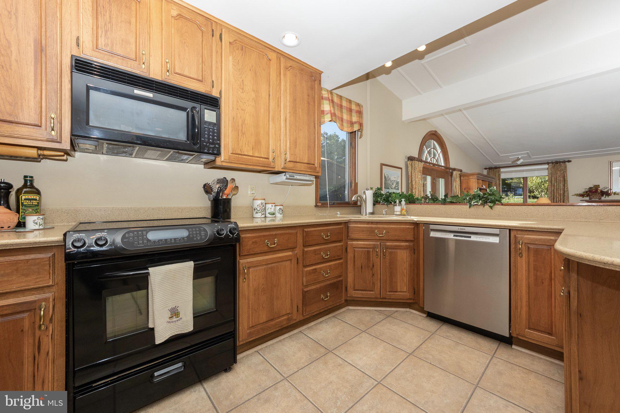 116 Bender Road Hatboro, PA 19040 - Photo 9 of 36 Lots of Counter Space