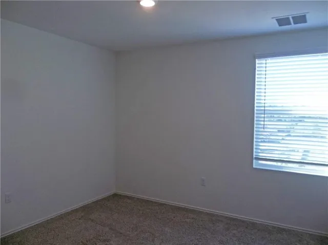 $1,800 | 15209 Spruce Frost Cove, Del Valle, TX 78617