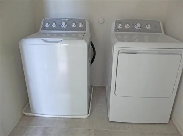 $1,800 | 15209 Spruce Frost Cove, Del Valle, TX 78617