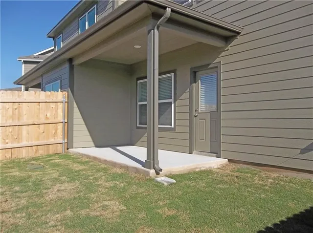 $1,800 | 15209 Spruce Frost Cove, Del Valle, TX 78617