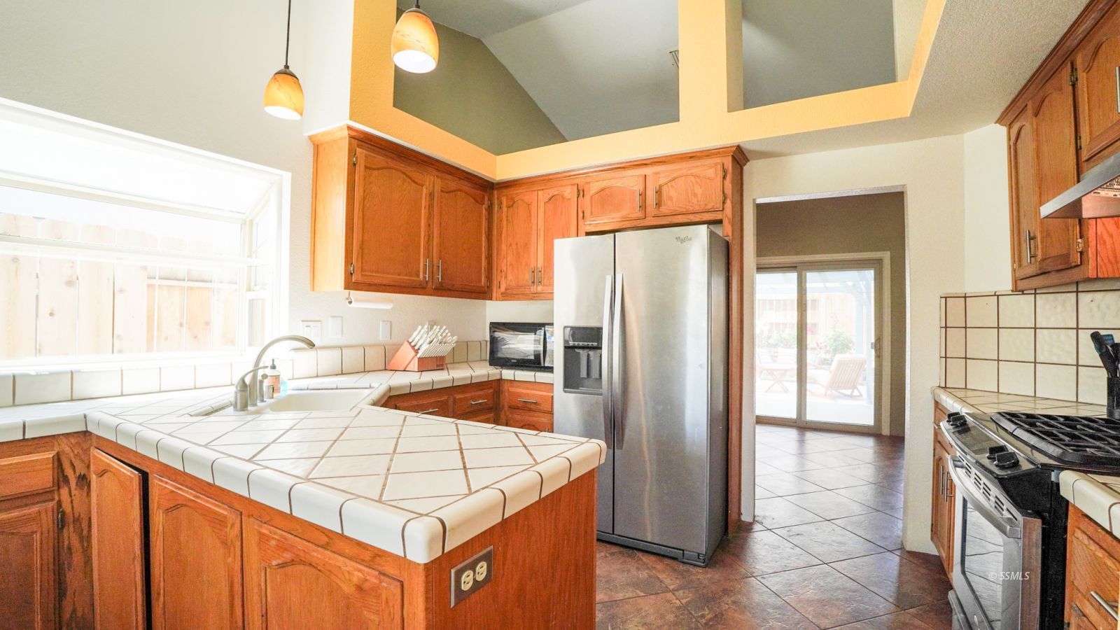 1219 Beasley Street Ridgecrest, CA 93555 - Photo 5 of 35 Gallery Image 5