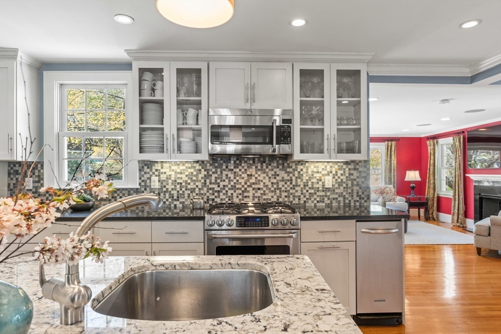 20 Seneca Road Winchester, MA 01890 - Photo 12 of 40 Gallery Image 12