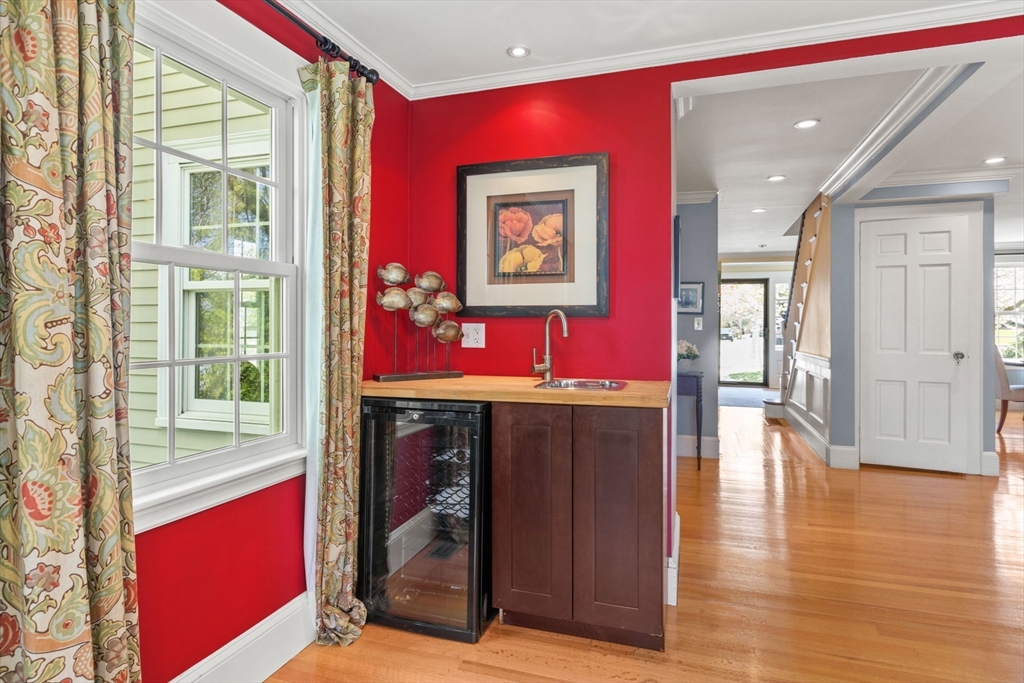20 Seneca Road Winchester, MA 01890 - Photo 15 of 40 Gallery Image 15