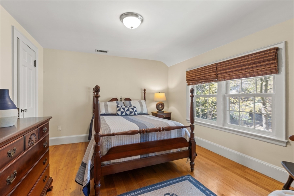 20 Seneca Road Winchester, MA 01890 - Photo 24 of 40 Gallery Image 24
