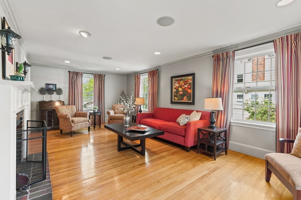 20 Seneca Road Winchester, MA 01890 - Photo 6 of 40 Gallery Image 6