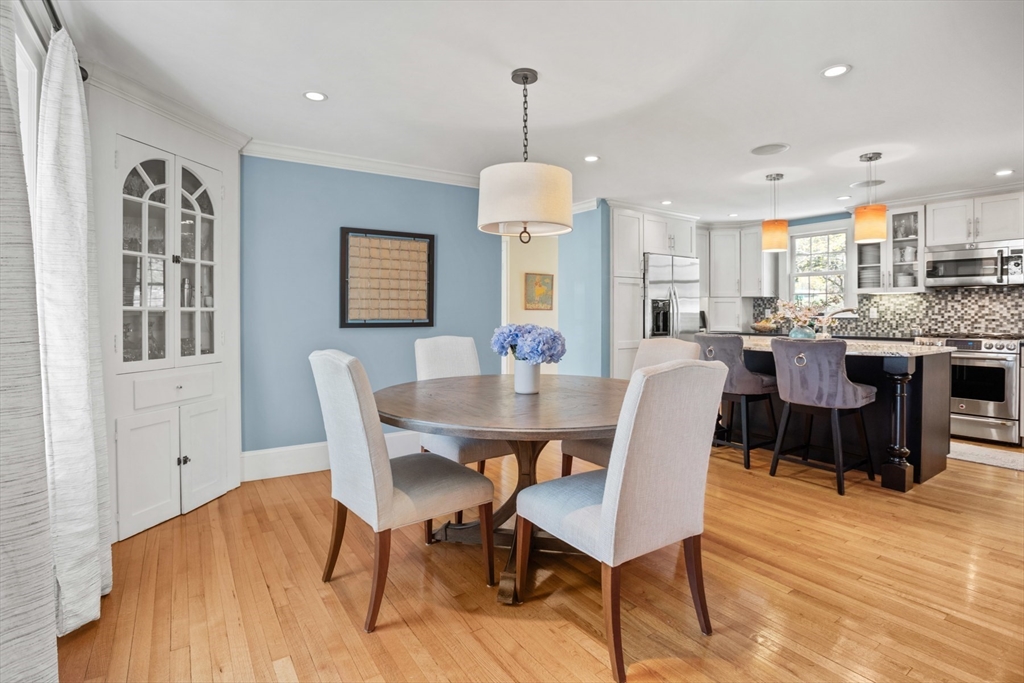 20 Seneca Road Winchester, MA 01890 - Photo 8 of 40 Gallery Image 8