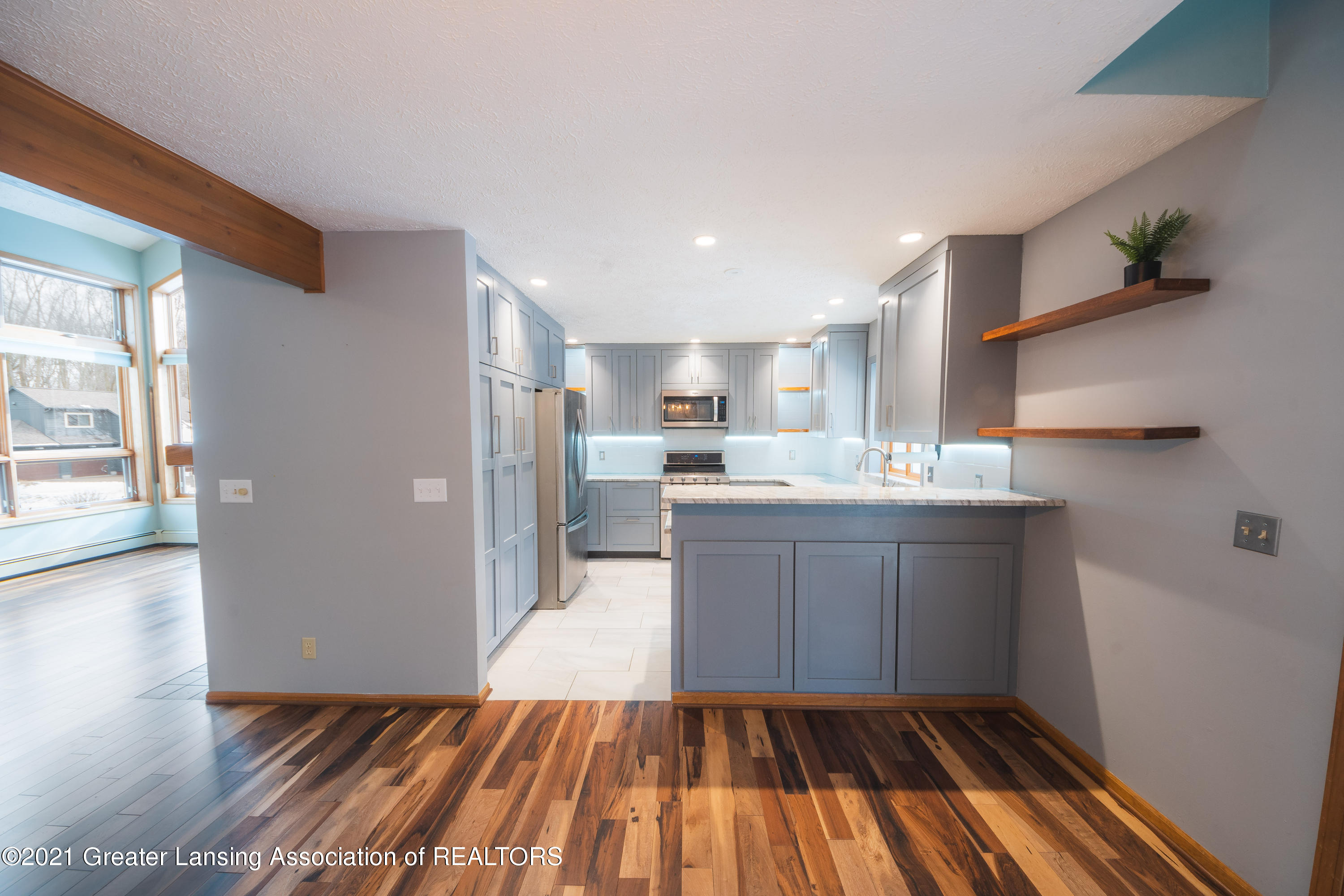 238 Williamsburg Road Lansing, MI 48917 - Photo 7 of 49 Williamsburg-7