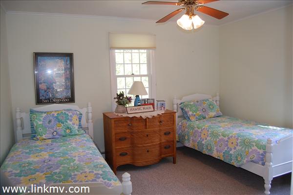 21 Meadow View Road Oak Bluffs, MA 02557 - Photo 13 of 41 Bedroom 3