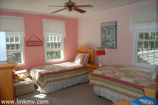 21 Meadow View Road Oak Bluffs, MA 02557 - Photo 14 of 41 Bedroom 4