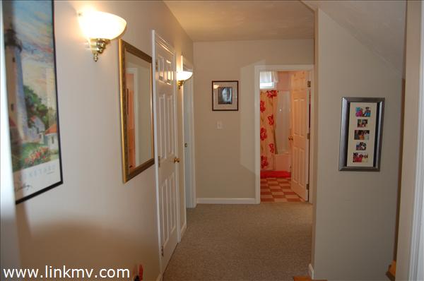 21 Meadow View Road Oak Bluffs, MA 02557 - Photo 16 of 41 2nd Floor Hall View