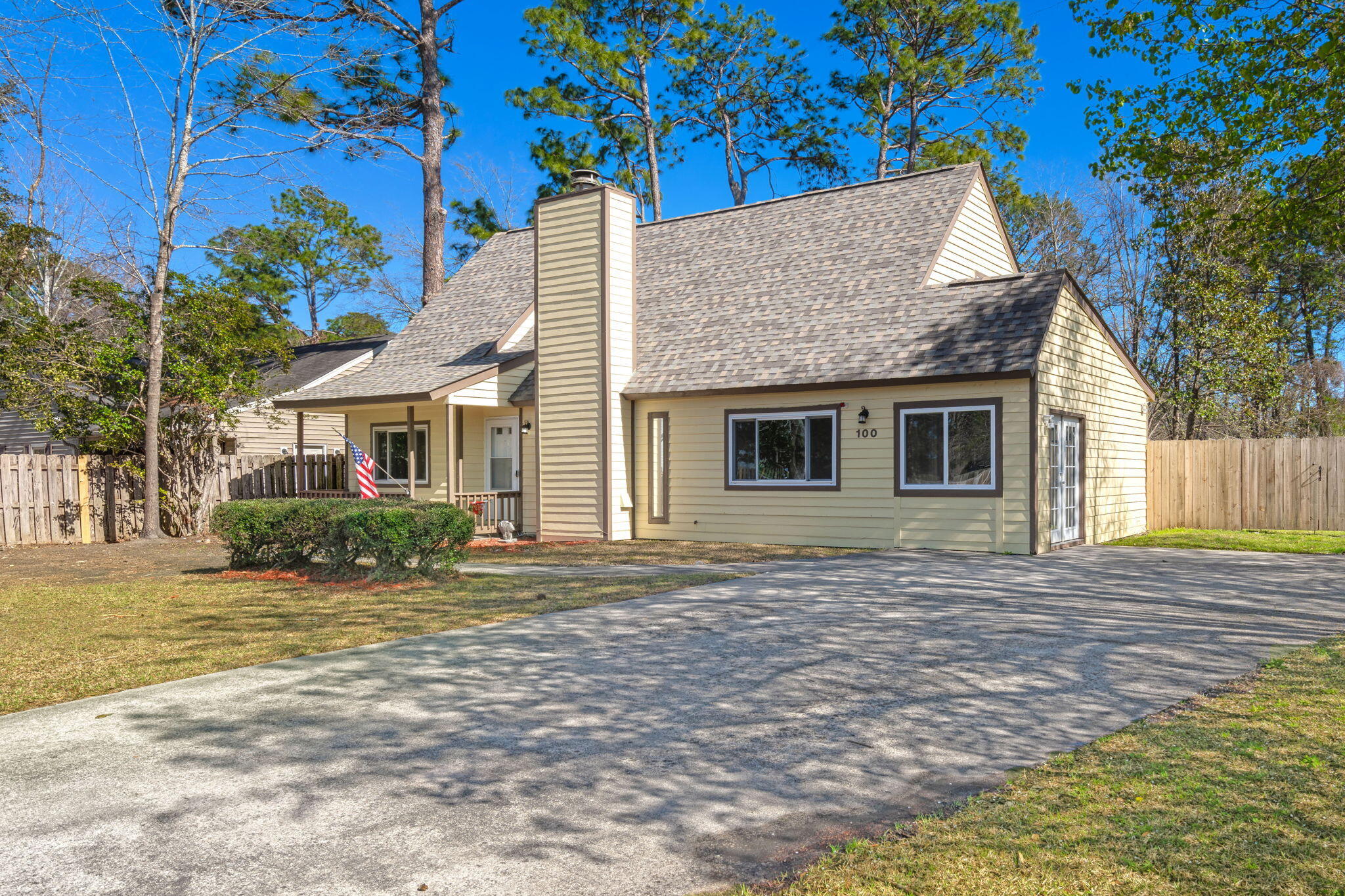 100 Traders Station Road Summerville, SC 29486 - Photo 4 of 37 3