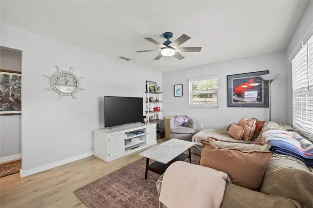 $3,175 | 6327 South Renellie Court, Tampa, FL 33616