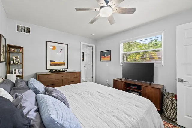 $3,175 | 6327 South Renellie Court, Tampa, FL 33616